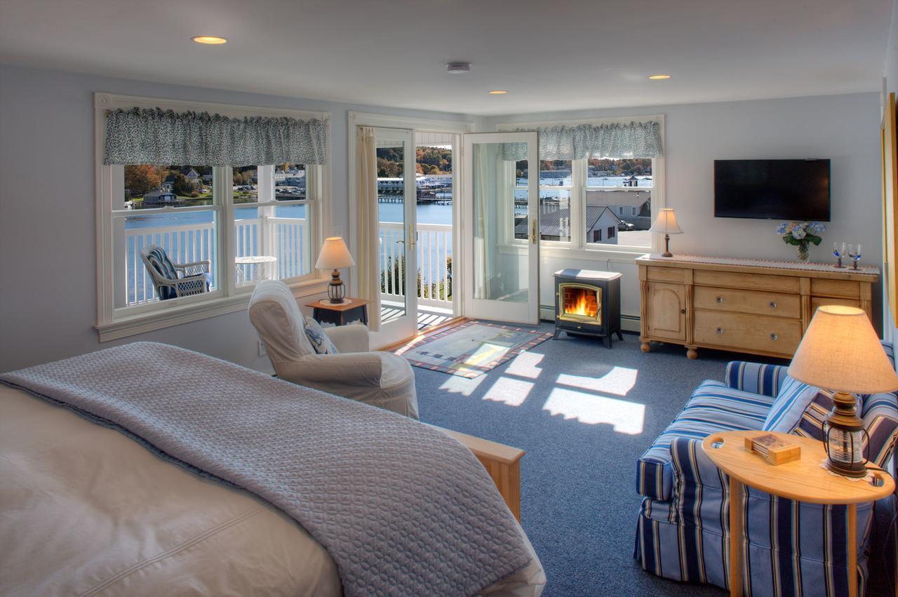 Blue Heron Seaside Inn ブースベイハーバー エクステリア 写真